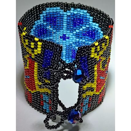 Traditional Huichol Art. Mexico Glass Seed Beads Bracelet. Floral Motives 12