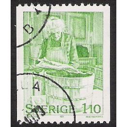 Fa 1024: 1 Kr. 10 pale green Christmas Preparations: Preparing Stockfish.