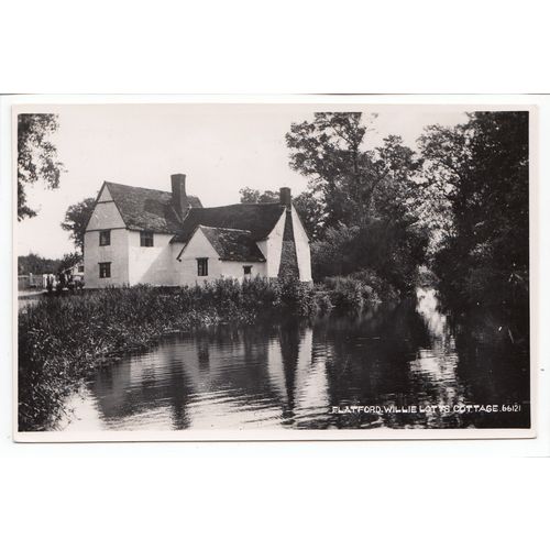 Willie Lott's Cottage Flatford Suffolk RP Postcard 66121