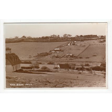 Sea Bank Pett Postcard RP East Sussex B