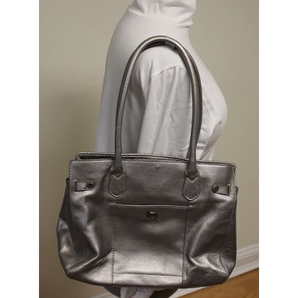 Emma Fox Silver Handbag, Quilted back exterior, double handles
