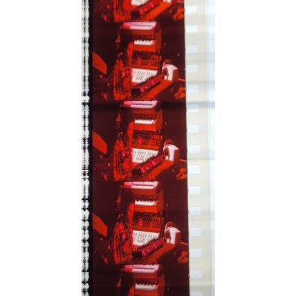 EARTH WIND & FIRE. Pk MTP - a002B. 1 STRIP OF 5 - 35MM FILM CELLS. A rare strip
