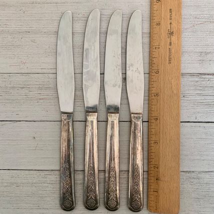 4 Meriden Silverplate Delight Knives Dinner Knife Floral Vintage 50s HTF Set 8.5