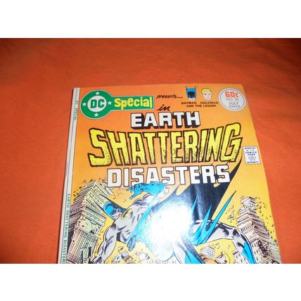 DC SPECIAL # 28: EARTH SHATTERING DISASTERS! VF/NM! Batman! Aquaman! 1977!!