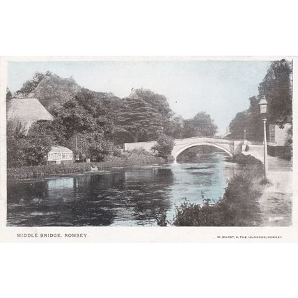 ED 146 ROMSEY - MIDDLE BRIDGE. PRINTED POSTCARD