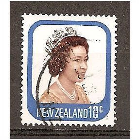 NIEUW-ZEELAND JAAR 1977 Y£T 701 ° (L1)