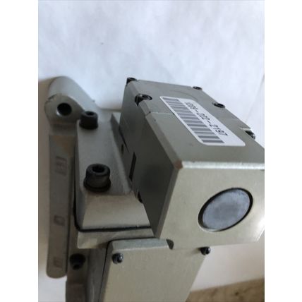 NEW SMC VP4270 PNEUMATIC DOUBLE SOLENOID VALVE VT3112,AC110V COIL,DG