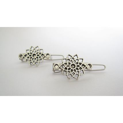 Extra tiny small silver metal flower shape hair pin clip barrette (set of two)