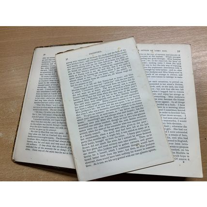1890 MRS GASKELL "CRANFORD" FICTION ANTIQUE HARDBACK BOOK (P3)