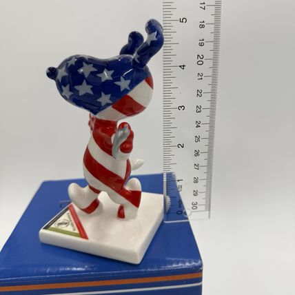 Westland Giftware Peanuts On Parade Snoopy All American Digital Dog Figurine Box