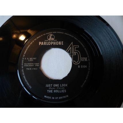 7" 1964. THE HOLLIES .JUST ONE LOOK . PARLOPHONE .R 5104. FIRST PRESS, EXCELLENT