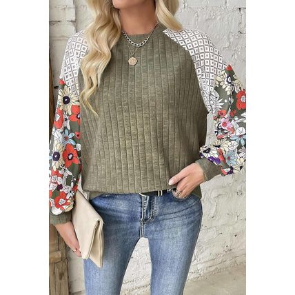 Vineyard Green Plus Size Textured Floral Patchwork Raglan Sleeve Blouse