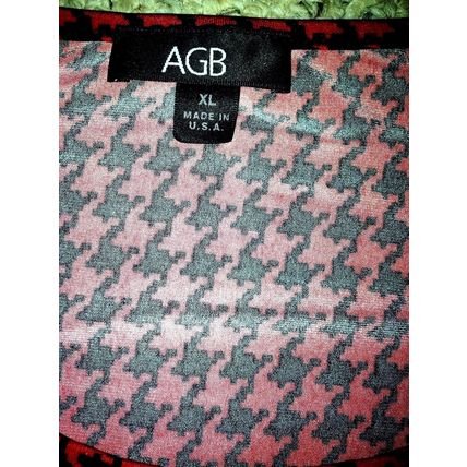 AGB Women Blouse Size XL Red & Black Wrinkle Free Stretchy Material 3/4 Sleeves