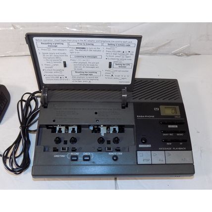 Panasonic KX-T2100 AutoLogic Easa-Phone Micro Cassette Answering Machine