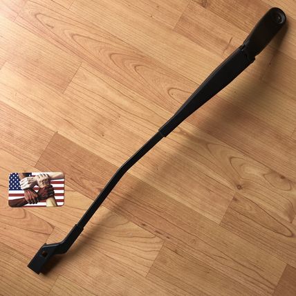 Volvo 30753509 Left Driver Side Windshield Wiper Arm XC70 XC60 V70 V60 S60 S80