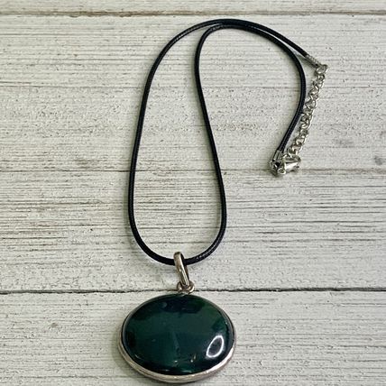 Sterling Silver Green Chalcedony Cabochon Pendant Necklace Adjustable Cord 20"