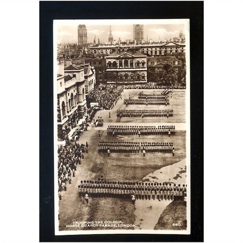 London TROOPING THE COLOUR Postcard (660)