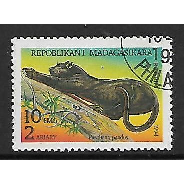 MADAGASCAR 1994 WILD ANIMALS 10 FR PANTHER PARDUS FINE USED#2