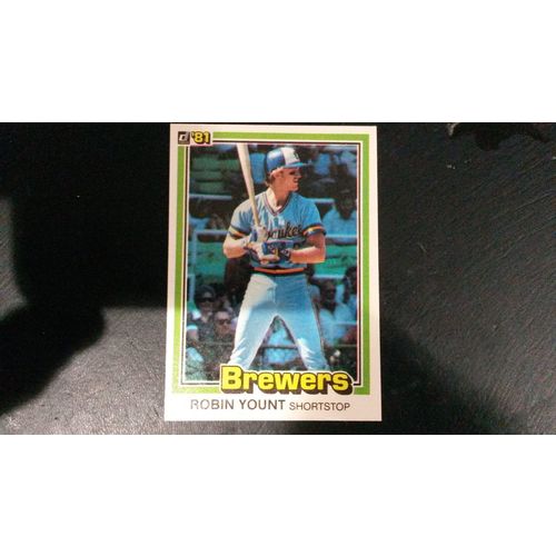 1981 Donruss Card # 323 Robin Yount Very Good (3) Milwaukee Brewers