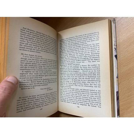 1973 MAURICE EDELMAN "DISRAELI IN LOVE" FICTION HARDBACK BOOK (P3)