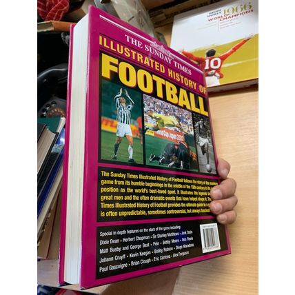 1997 THE SUNDAY TIMES ILLUSTRATED HISTORY OF FOOTBALL 1.5kg HEAVY HB BOOK (P8)