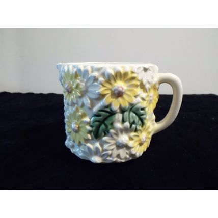 Pretty Individual Milk / Cream Jug Daisies Design