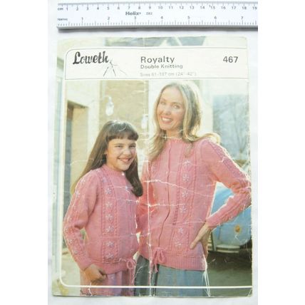 Vintage: Loweth No. 467 mother & daughter cardigans, DK