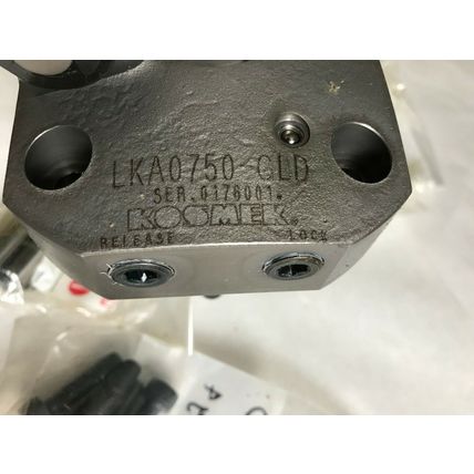 NEW KOSMEX LKA0750-GRD,OKK OSAKA 3J09694A CLAMP ASSEMBLEY, "I" CLAMP,SF