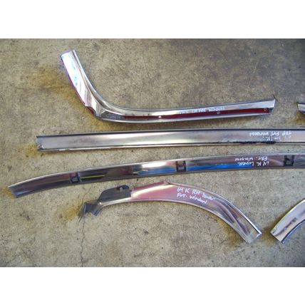 1964 CHRYSLER 300 FRONT WINDOW WINDSHIELD TRIM OEM COMPLETE SET
