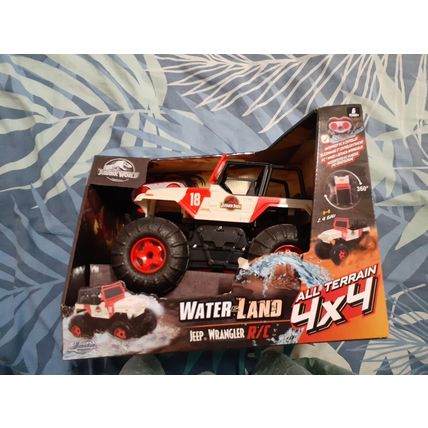 Jada Toys Jurassic World 10.5" Jeep Wrangler Water and Land RC Radio Control Car