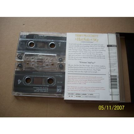 Terry Pratchett - A Hat full of Sky X2 Audio Cassettes