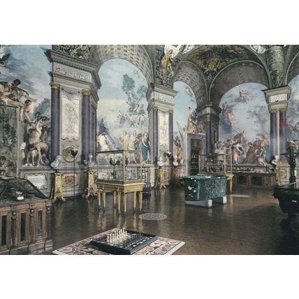 Firenze Galleria Palatina Museo Argenti Italy Postcard unused VGC