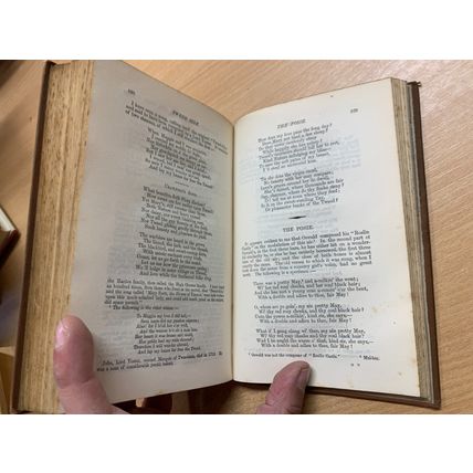 c1886 THE POETICAL WORKS OF ROBERT BURNS ANTIQUE HARDBACK BOOK (P3)