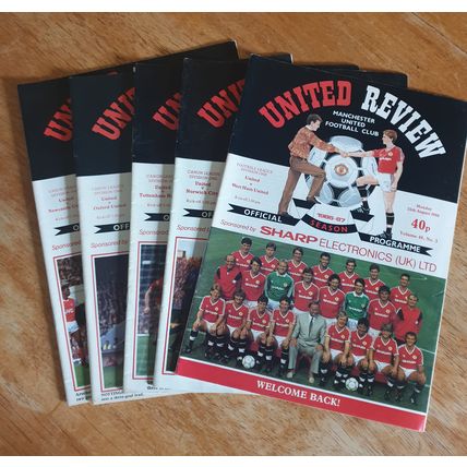 X 5 Manchester United Vintage Football Programmes.