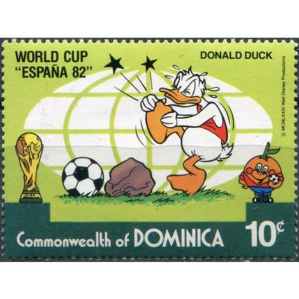 Dominica. 1982. Disney in soccer scenes - Donald Duck (MNH **) Stamp