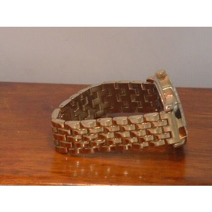 Pre-Owned Women’s Anne Klein AK/1392 Analog Fashion Watch