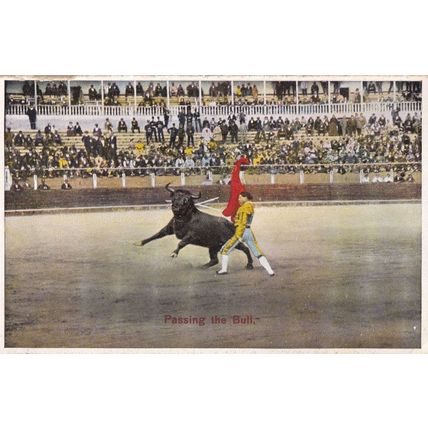 Matador Passing The Bull Antique Spanish 1920s Bullfighting Postcard
