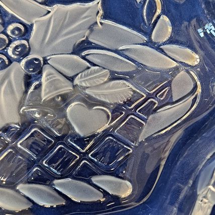 Mikasa POINSETTIA BASKET Open Candy DISH Christmas Plate Frosted Nut Bowl Sweet