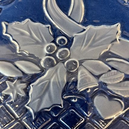 Mikasa POINSETTIA BASKET Open Candy DISH Christmas Plate Frosted Nut Bowl Sweet