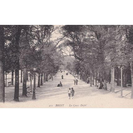 Romance at Brest Le Cours Dajot French Old Postcard