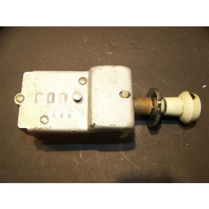 1964 JEEP HEADLIGHT SWITCH ASSY OEM