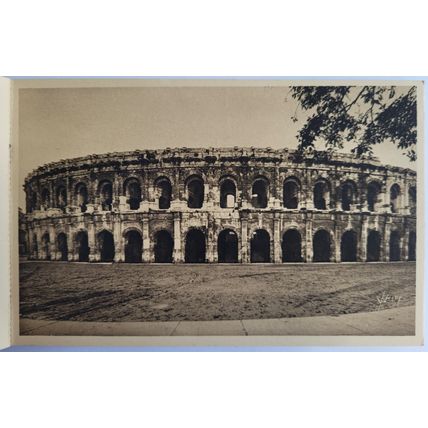 Postcards Nimes, France. Book of 20. Unposted