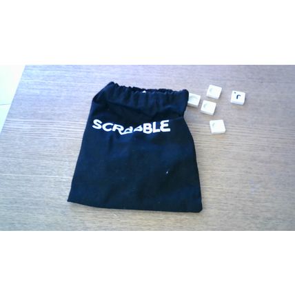 Harry Potter SCRABBLE - SEE NOTES (Missing Parts) Mattel Games (2018)