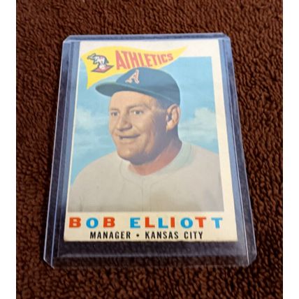 1960 Topps 215 Bob Elliott Manager Kansas City A's EX+ Condition No Creases