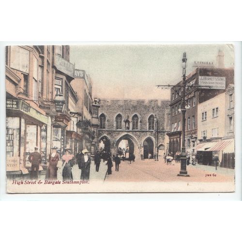 High Street and Bargate Southampton Hampshire 1904 Postcard