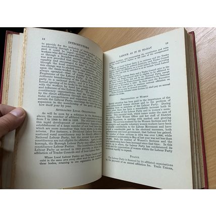 RARE* VINTAGE "THE BOOK OF THE LABOUR PARTY" VOLUMES 1-3 HARDBACK BOOKS (P14)