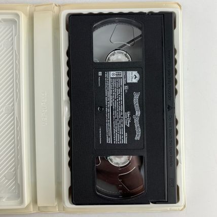 Walt Disney Masterpiece Collection Bedknobs And Broomsticks VHS Video Tape