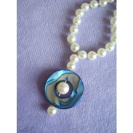 Vintage White Pearl Necklace & Blue Mother-of-Pearl Pendant Bead Retro Rope