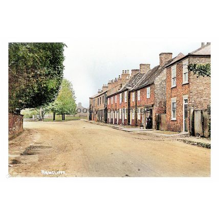 ptc1939 - Yorks. - Terraced Cottages/Houses in Rawcliffe Village - print 6x4
