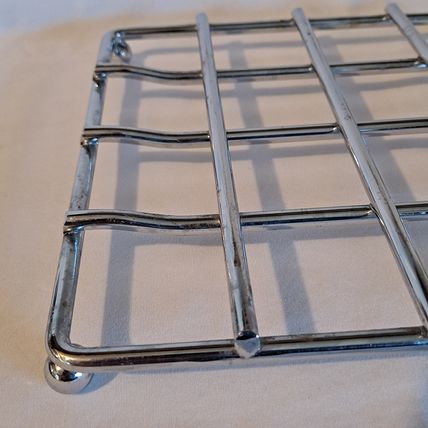 LATTICE Metal Hot Plate TRIVET Weave Checkered Silver